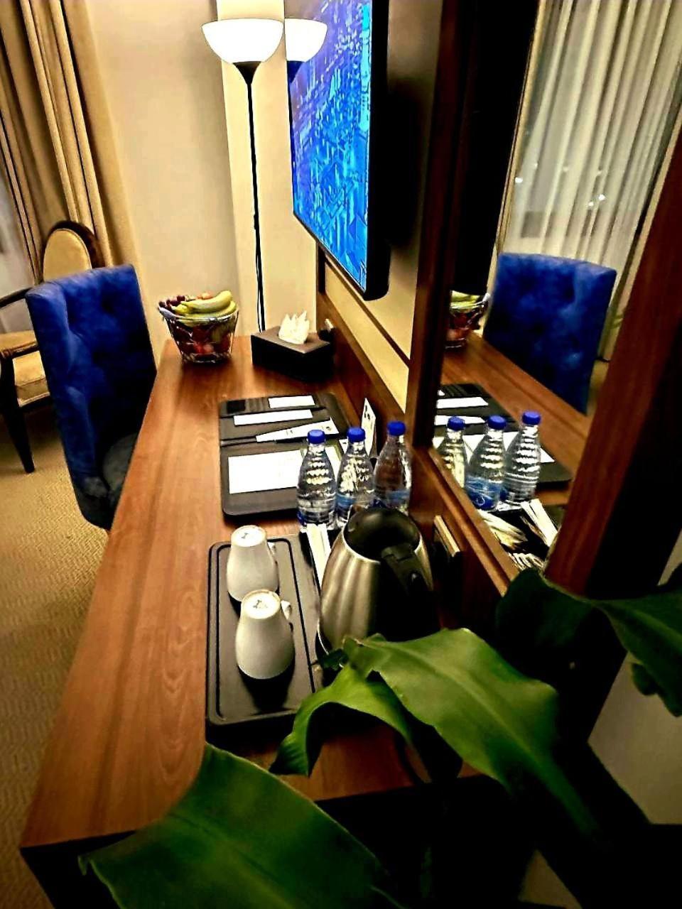 אל-מדינה One Inn Hotel מראה חיצוני תמונה