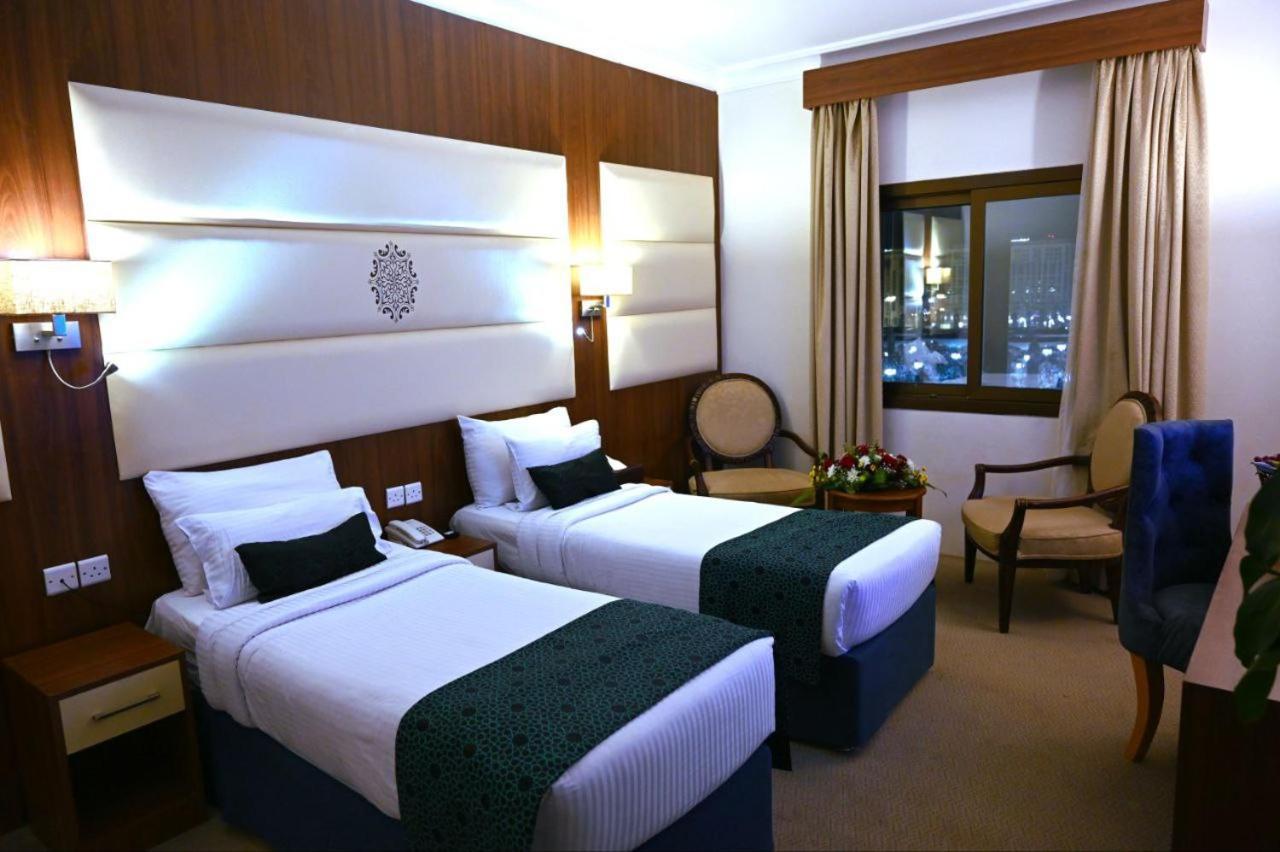 אל-מדינה One Inn Hotel מראה חיצוני תמונה