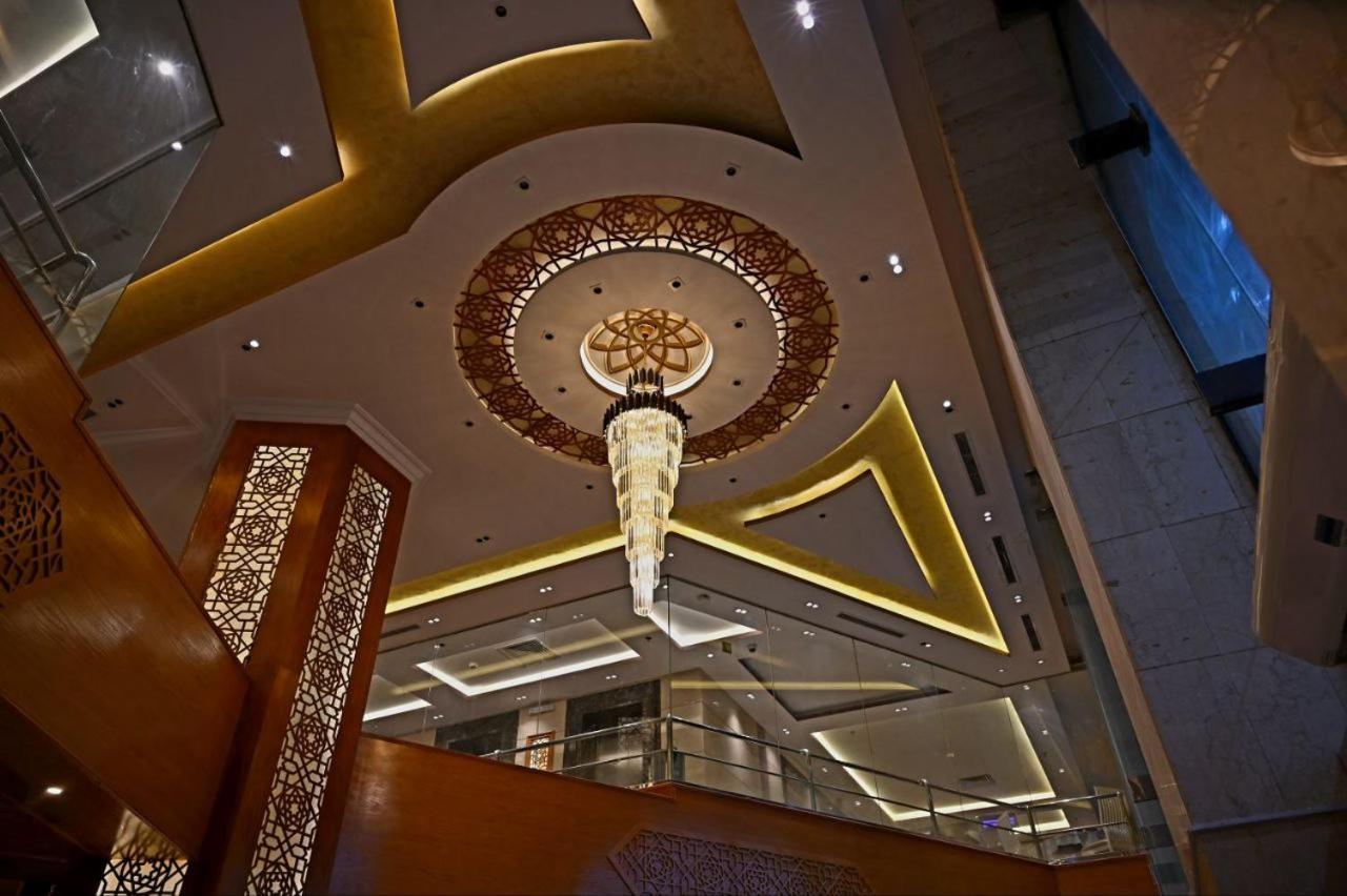 אל-מדינה One Inn Hotel מראה חיצוני תמונה